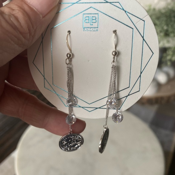 B.B. Lila Coin & Crystal Drop Earrings NEW - Picture 4 of 6